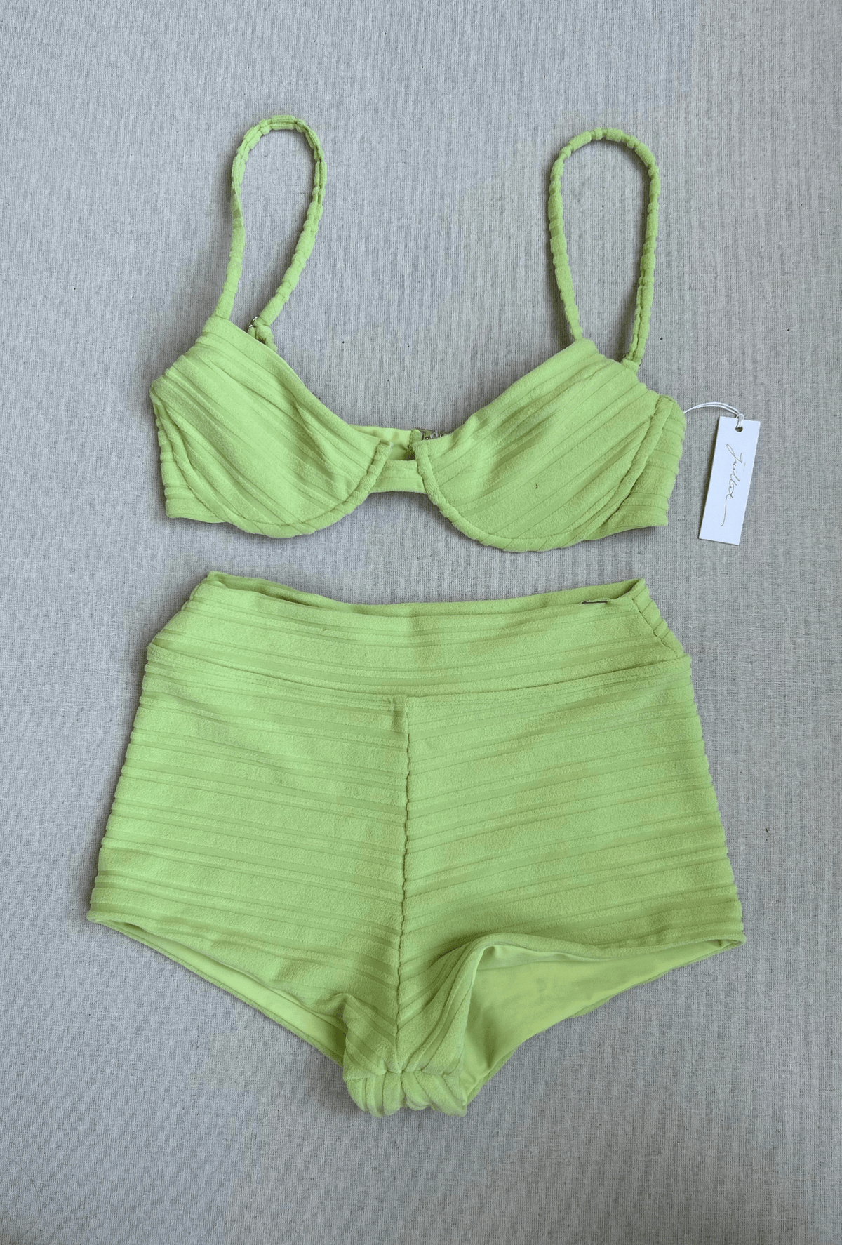 lulu top / sutton short in light green texture - size xs