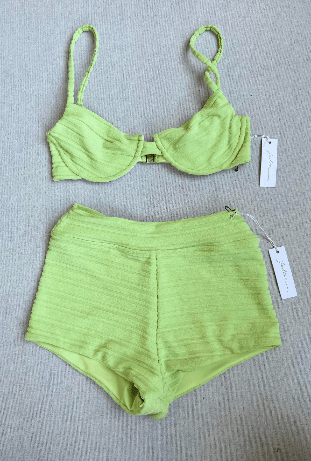 lulu top / sutton short in light green textured - size xs