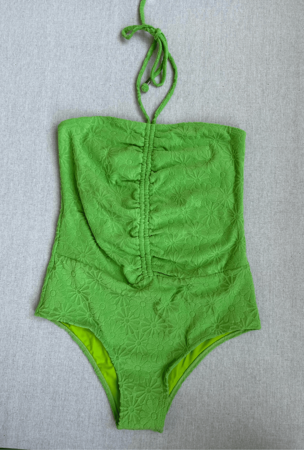 cinched one piece in kelly green daisy - size xs