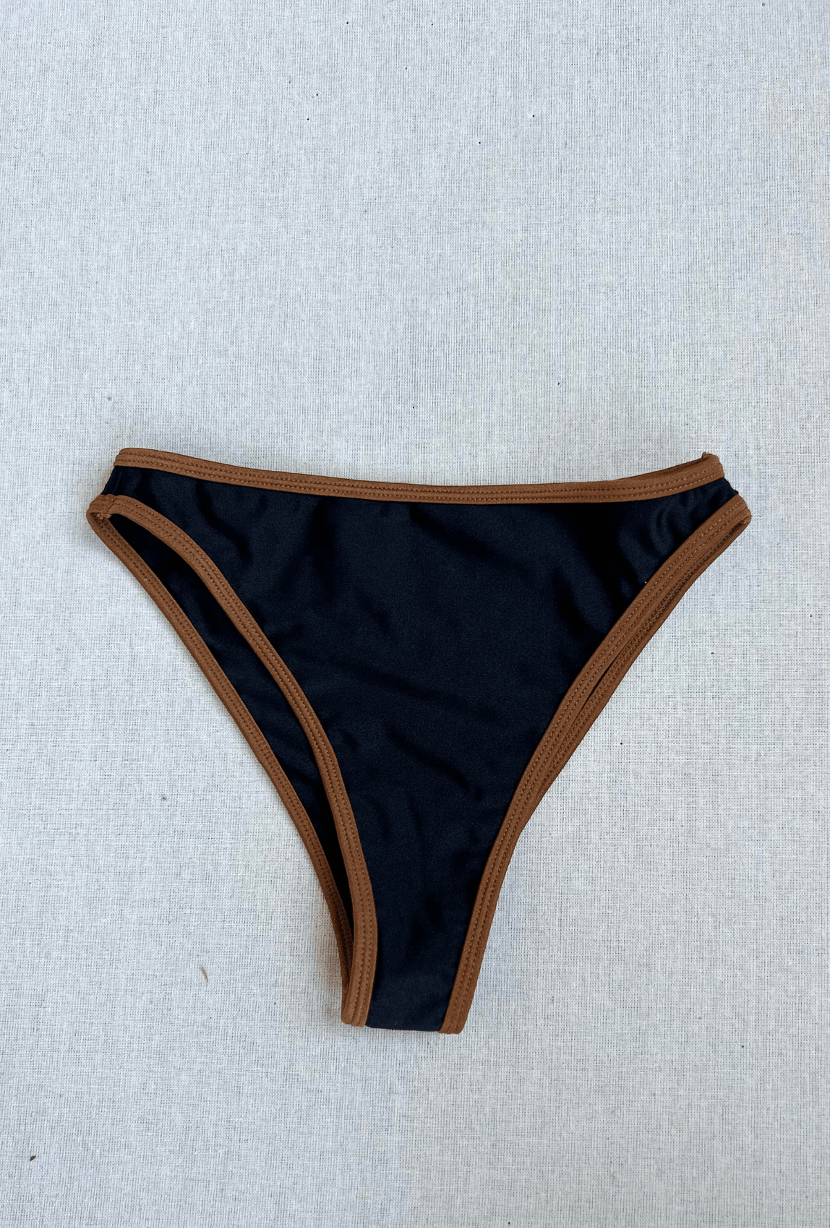 edie bottom in black / cinnamon - size xs