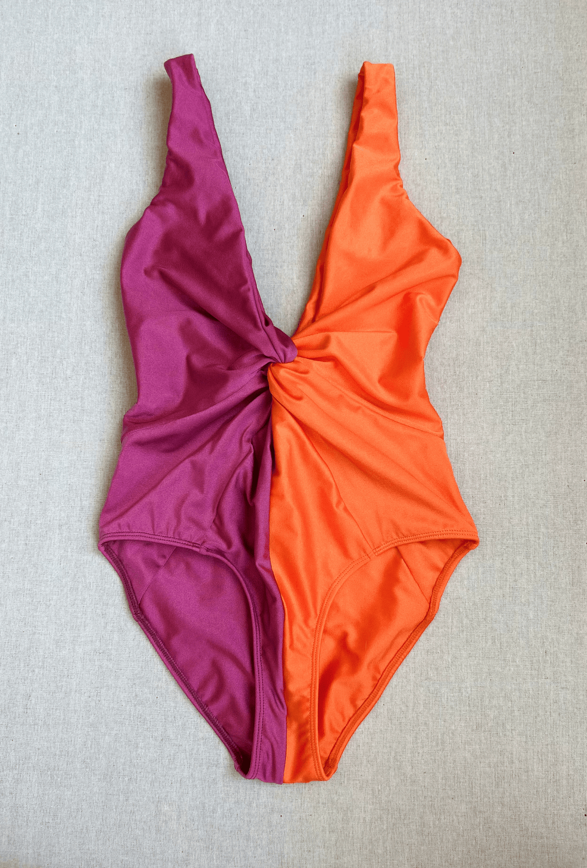 olivia one piece in purple / orange shine - size xs