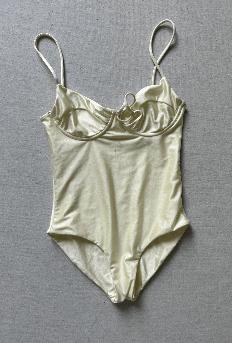underwire one piece in ivory shine - size small