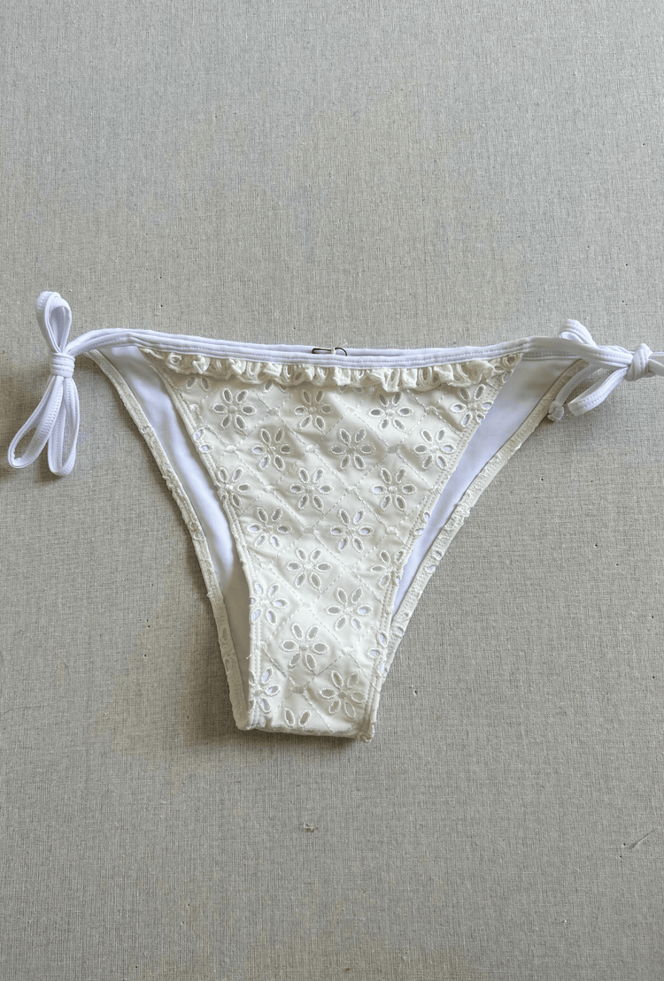 ANNIE BOTTOM IN WHITE EYELET - SIZE LARGE