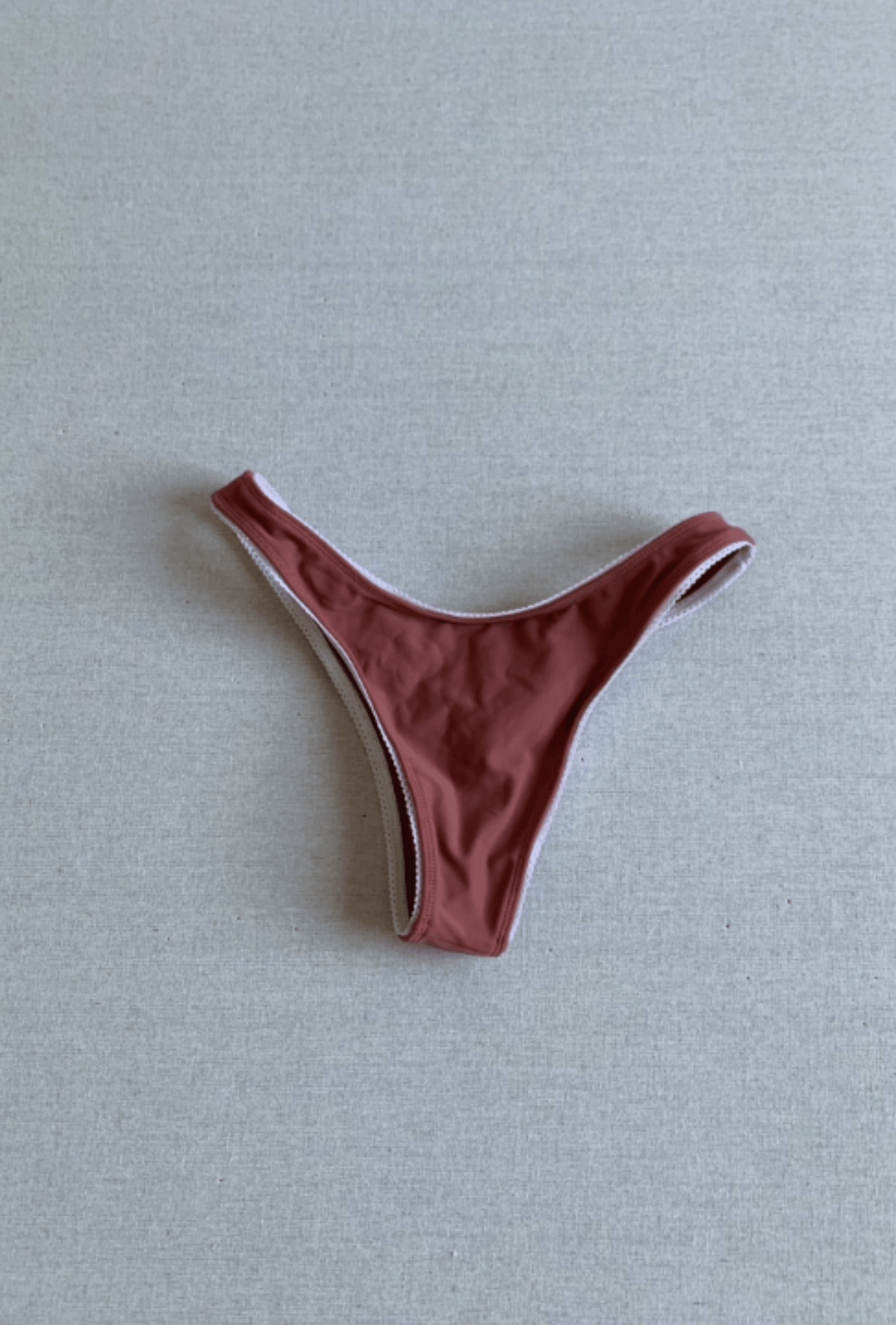 Dani Bottom in Melrose (Sample)